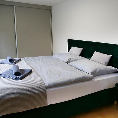 Aparthotel Brokes Lanškroun Rum bild